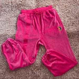 Nike hot pink velvet sweatpants 💗 NWT